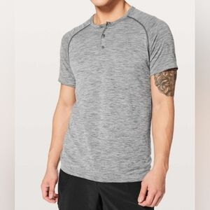 Lululemon Shirt XXL Grey Henley Metal Vent Tech Stretch Performance Gym Preppy